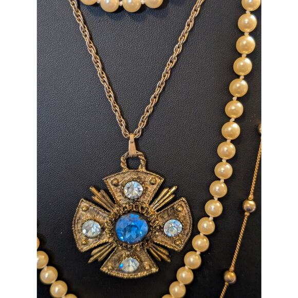 Layered Blue Rhinestone Faux Pearl Beaded Gold Tone Chain Lot of Three Necklaces - Picture 2 of 7